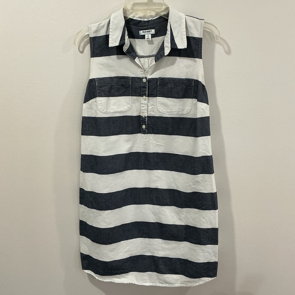 Old Navy sleeveless cotton gray and white striped summer dress Medium Coastal